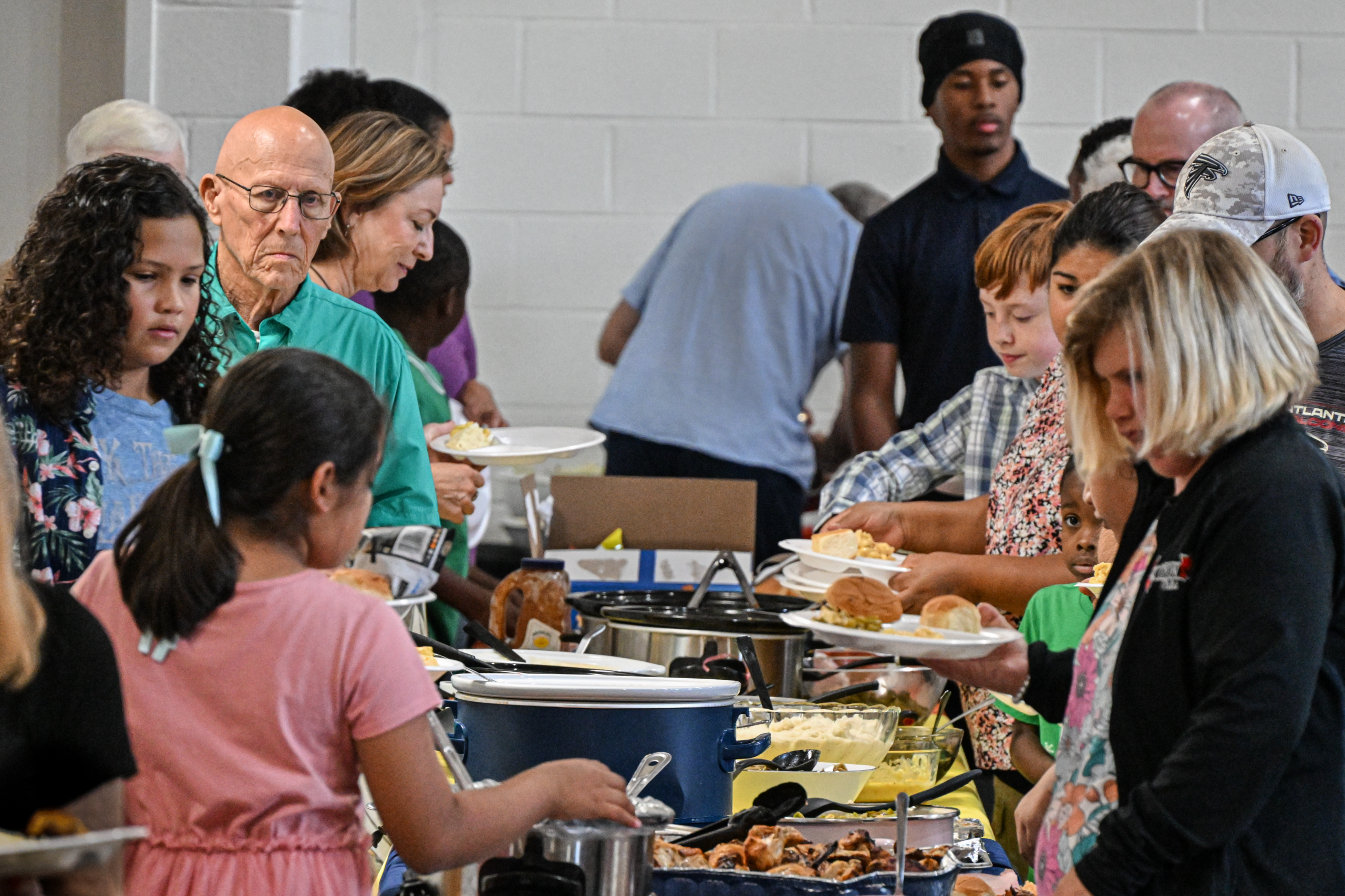 homecoming lunch line